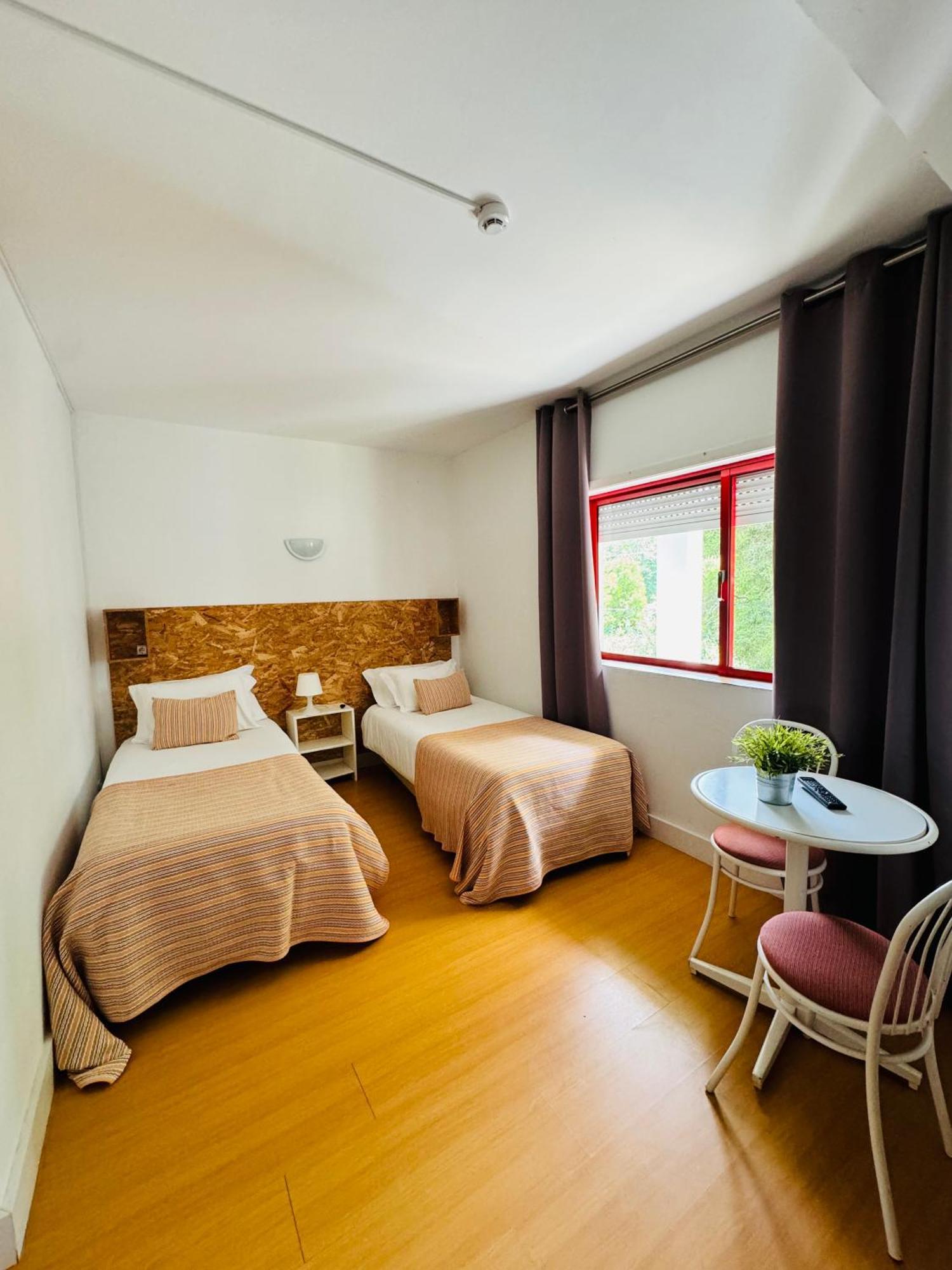 Nature & Beach Guest Rooms, Aldeamento Turistico Do Camarido Cristelo  Ruang foto